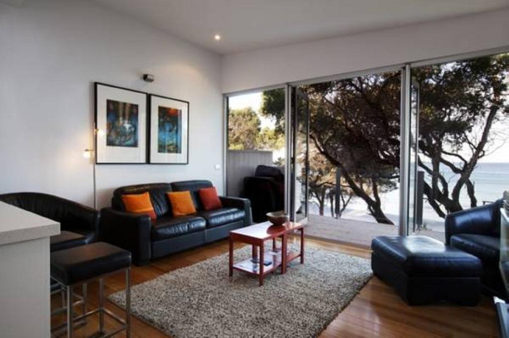 Battery Cove Beach Front Apartment Port Fairy Room photo