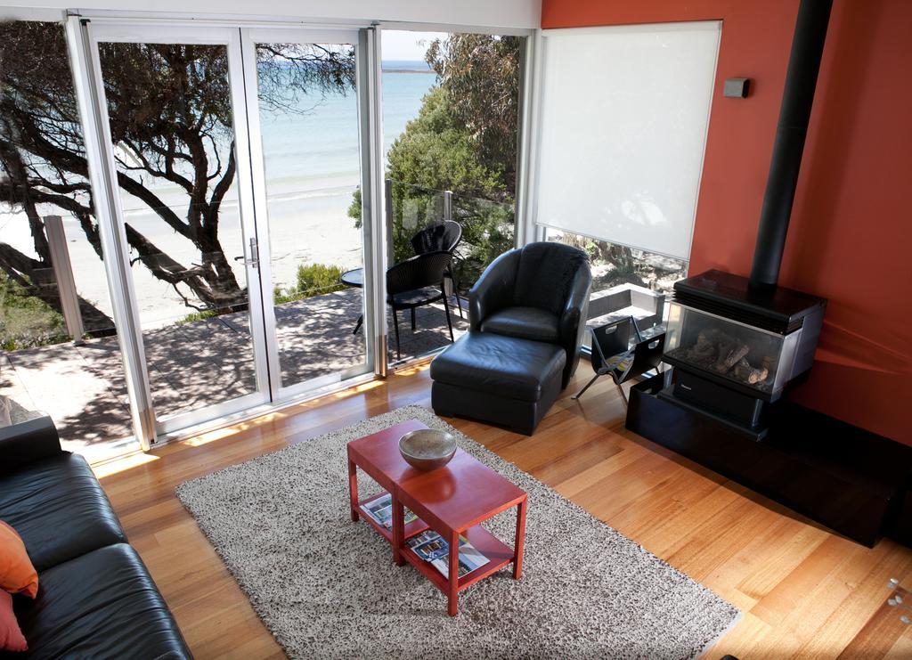 Battery Cove Beach Front Apartment Port Fairy Room photo